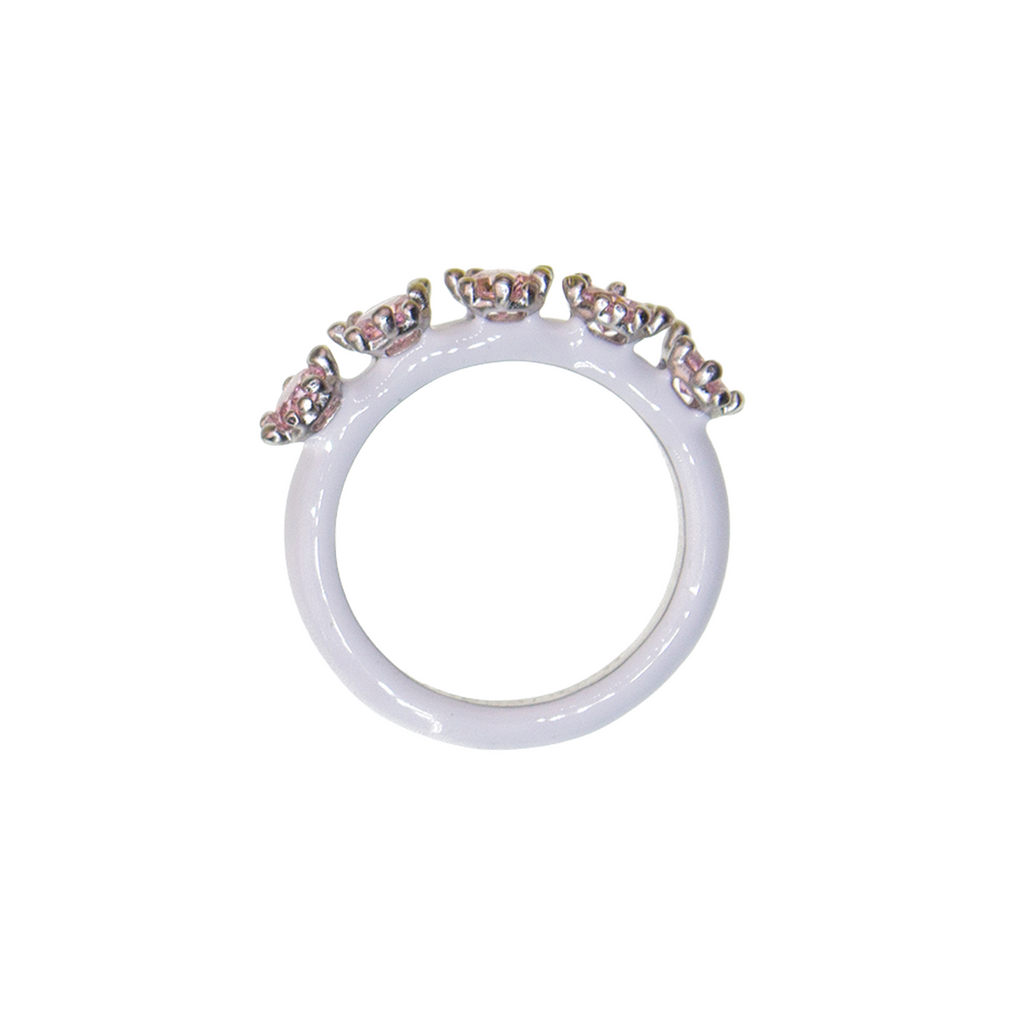 WHITE BATHROOM FLOWER SLIM RING